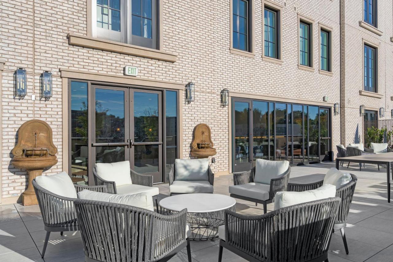 The Shepherd Hotel Downtown Клемсон Экстерьер фото